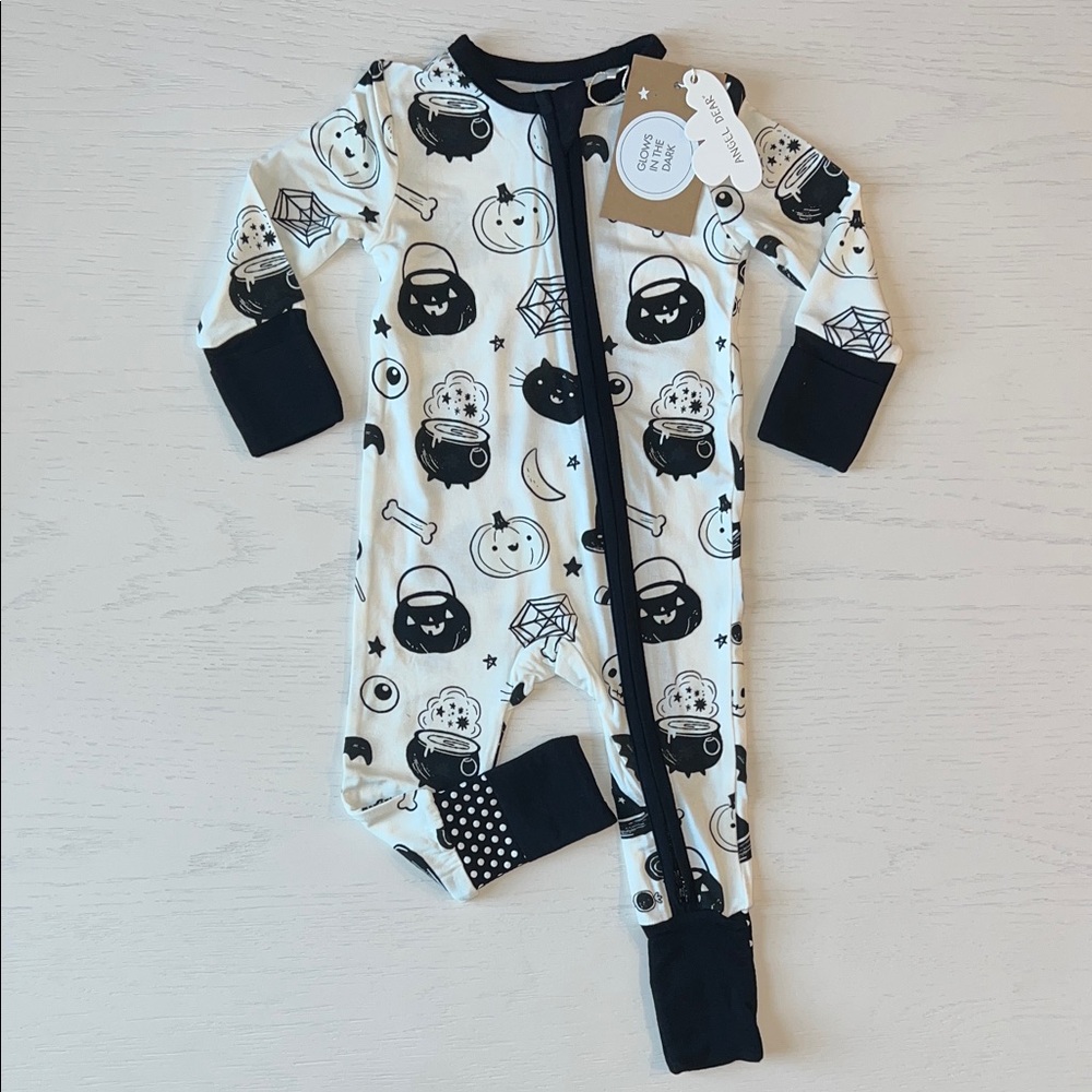 🎃 Angel Dear Bamboo Convertible Romper Glow in the Dark 0-3 months